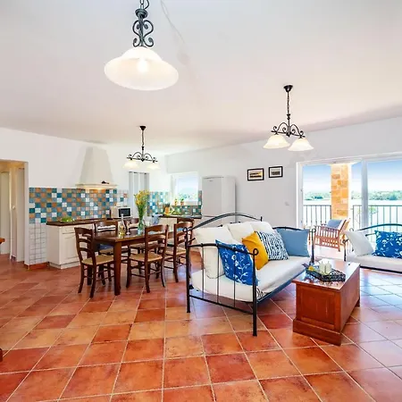 Golubinka Апартаменты *