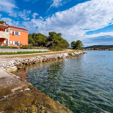 Golubinka شقة فيلي رات