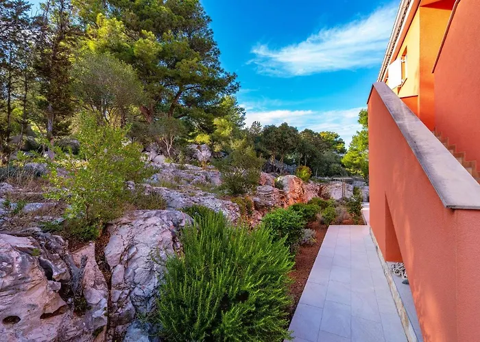 Golubinka * Veli Rat