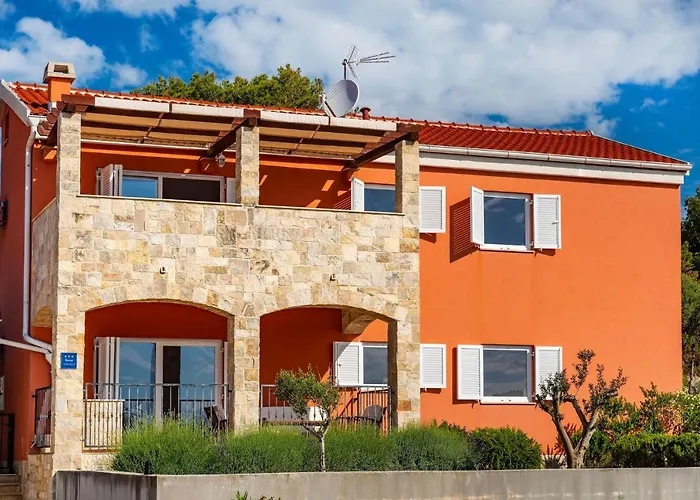 Golubinka * Veli Rat